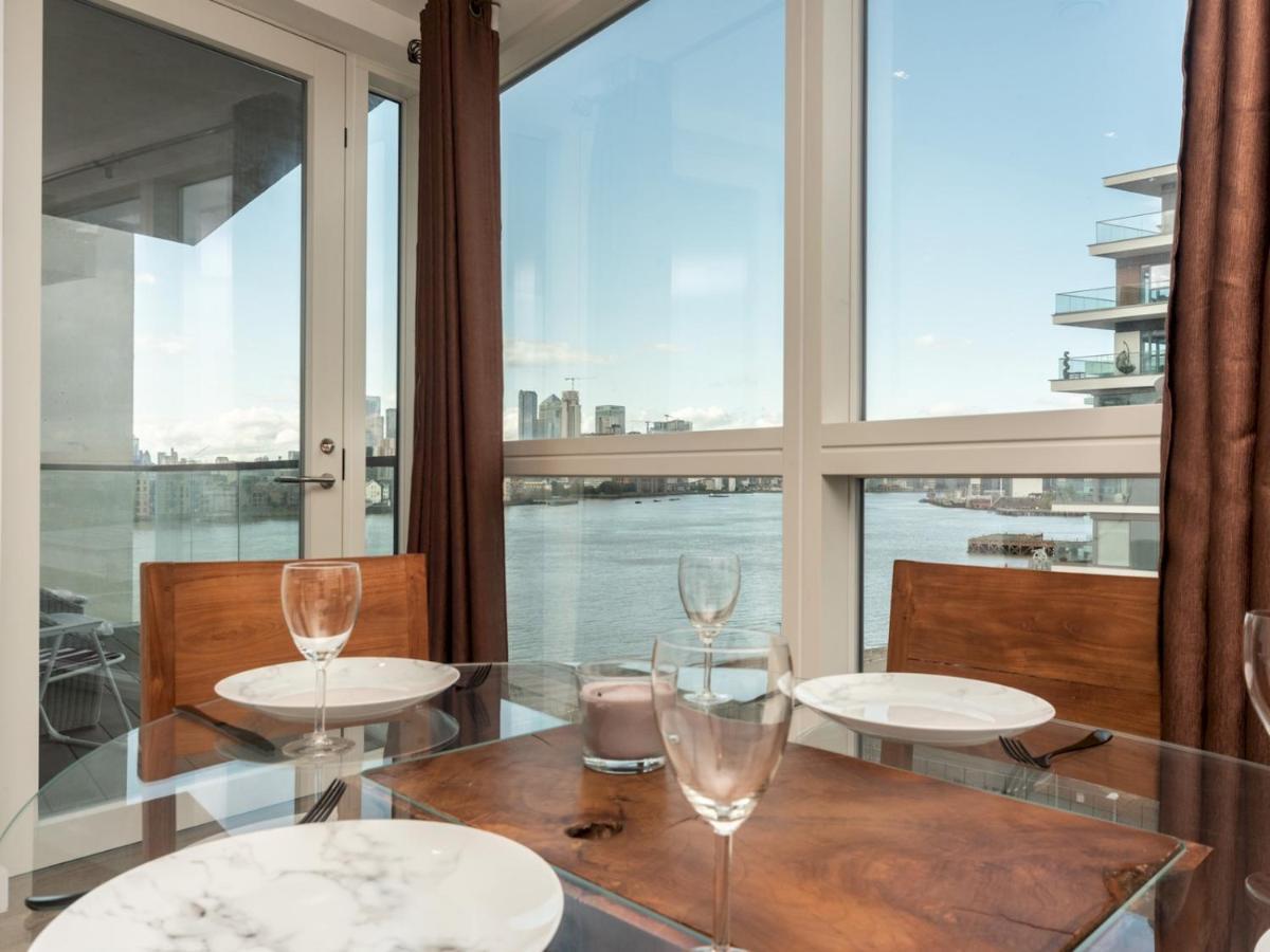 Pass The Keys Breathtaking 2 Bed 2 Bath Greenwich Riverside Flat Appartement *