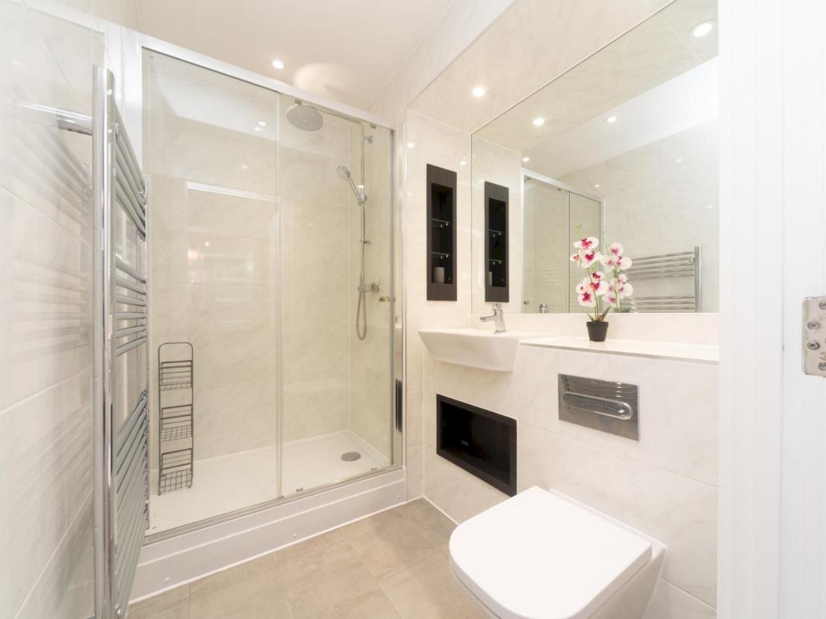 Pass The Keys Breathtaking 2 Bed 2 Bath Greenwich Riverside Flat Appartement